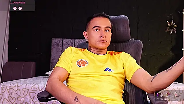 LiamDeep webcam