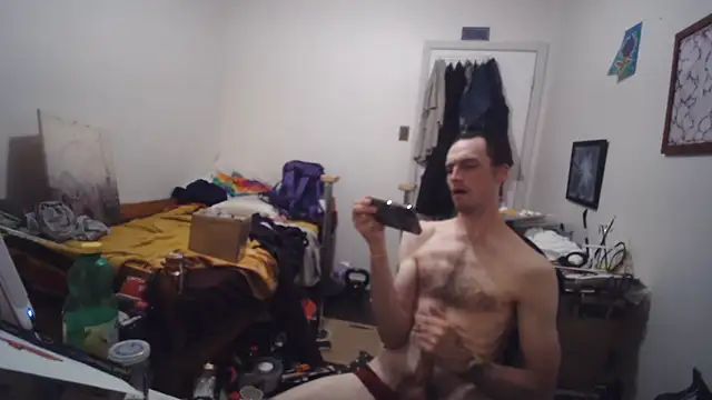 JohnnyMoves webcam