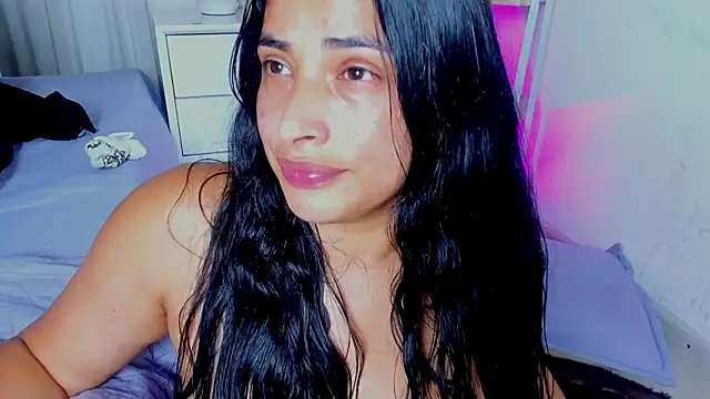 Emilybta webcam