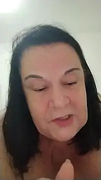 Yaya_Mineira webcam