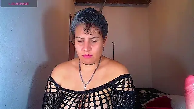 Yessi_rousse webcam