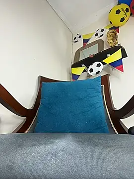 LilaRvsh webcam