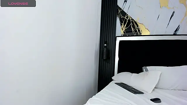 Scarlet_Estelle webcam