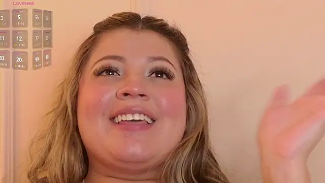 Zuzu_sweet live sex cam