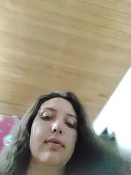 Bella_Karoline