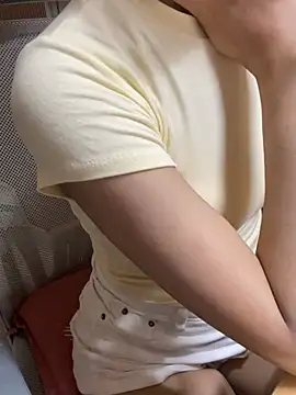 Mina048 webcam