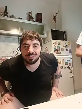 bear_skinny webcam