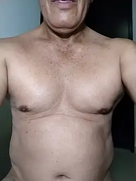 Leoncitohotsr webcam