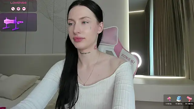 JenniferQueen11 webcam