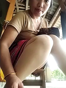Lovephay8x live cam on StripChat