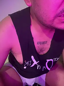 LatinBearX webcam