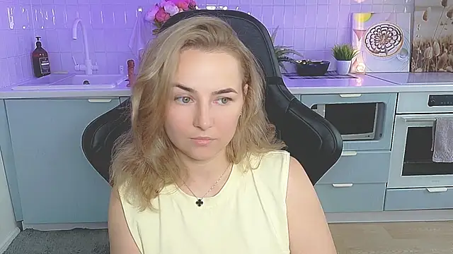 Mira_Mermayd webcam