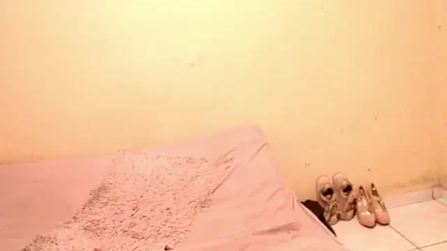 Queen_BootyXXX webcam