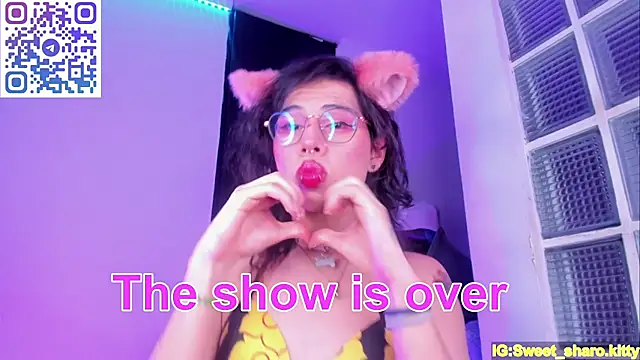 Sweet-SharoKitty webcam