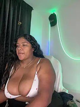 paola091 webcam