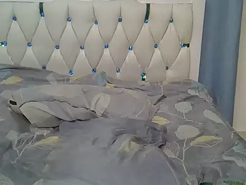 Prettyxoxoo webcam