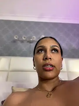online webcam sex MiilaBlake