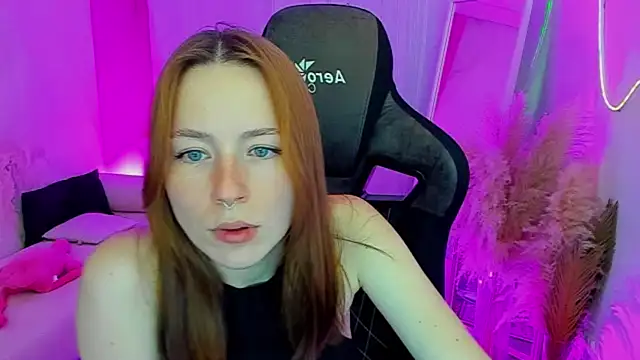 damnwitchh - DamnWitchh's free webcam