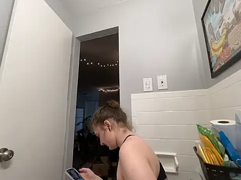 Snowbunnycake_131 webcam