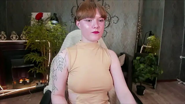 DreamyLuna webcam
