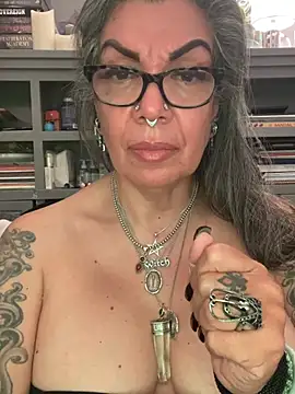 dieseldame1313 webcam