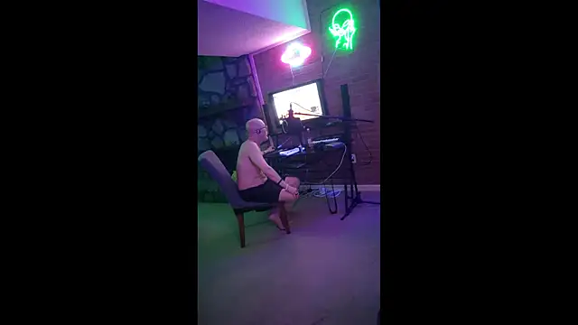 chronic_vibez webcam