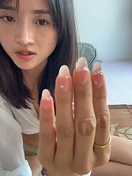 jinli-18 (F young) - 电脑坏了，第一次用手机