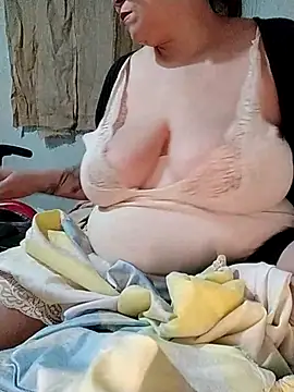ayanti79 (F milf) - flash pussy