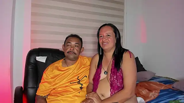 John_n_Kate live cam on StripChat