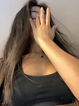 daphneuwu - DaphneUwu's free webcam