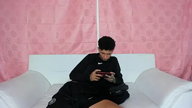 self_love46 webcam