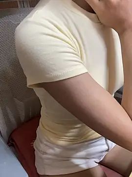 Mina048