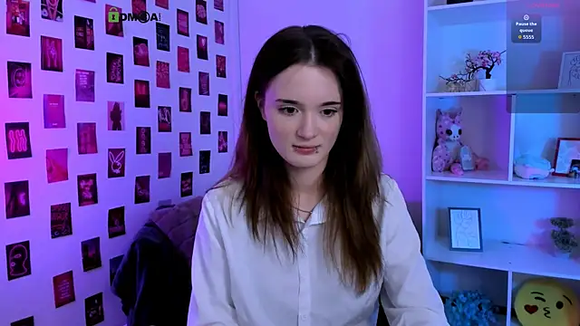 liana_kisses webcam