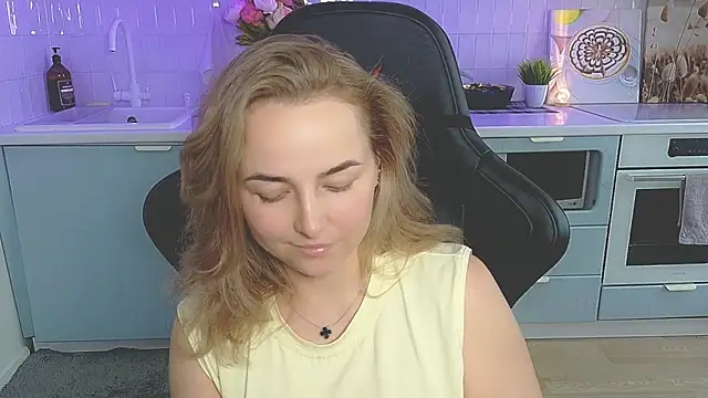 Mira_Mermayd webcam