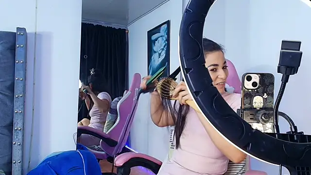 GraceWallace_ live cam on StripChat
