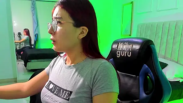 allison_mc webcam