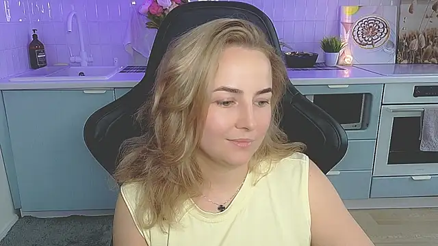Mira_Mermayd webcam