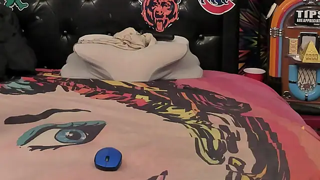 BIG_FAT_BEAR webcam