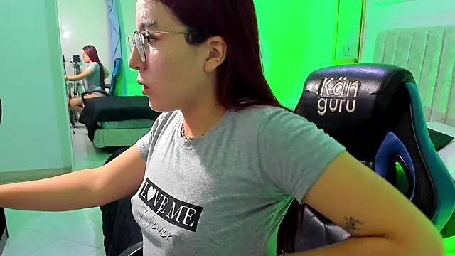 allison_mc webcam