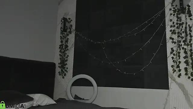 Nika_Jonson webcam