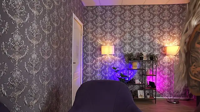 CelineDyor webcam