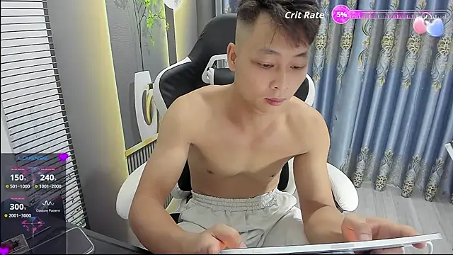 Naughty___asian webcam