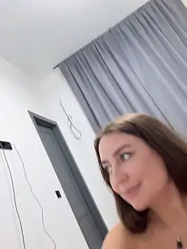 Lady_MiaOlson webcam