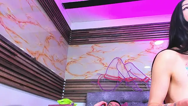 Cloe_roouse webcam