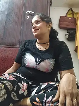 Mohni_love webcam