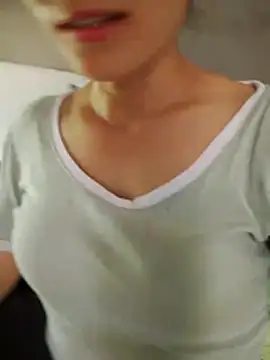 Asami_6868 webcam