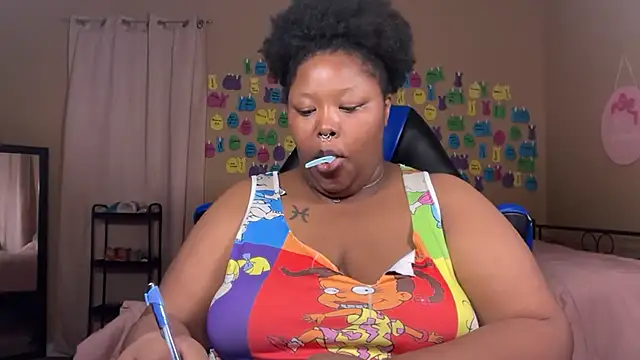 Chocolatebunnyxx96 webcam