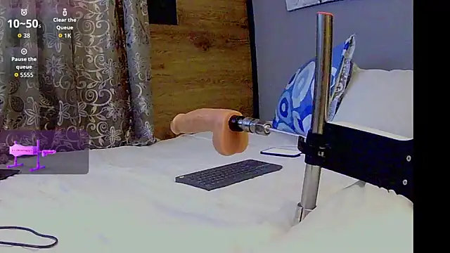 Enzoo98_ webcam