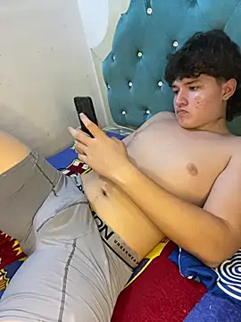 BigLatinGuy webcam