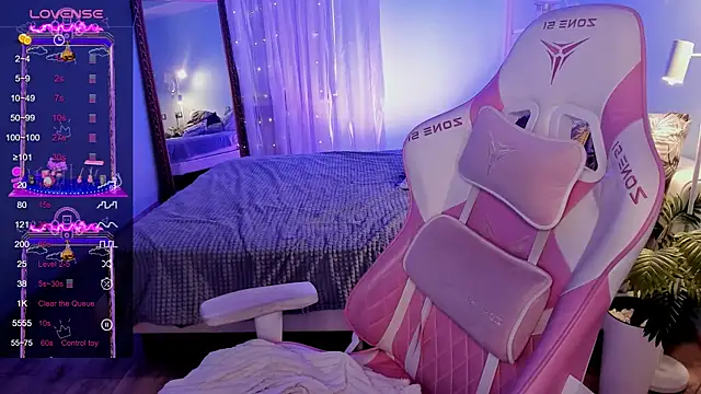 AnyaTaylor_ webcam